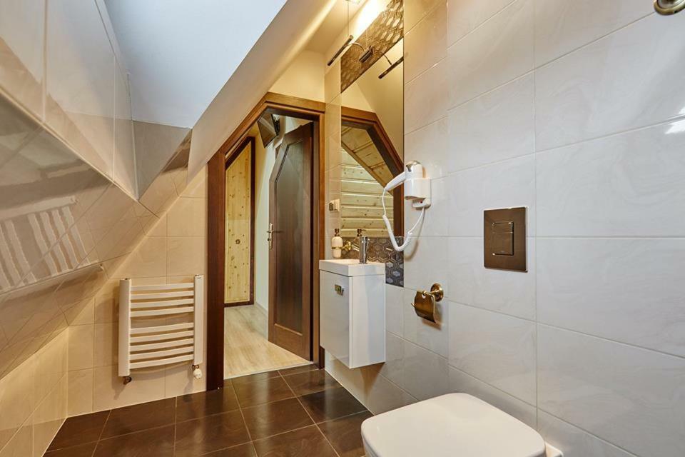 Aga Appartement Suche Buitenkant foto